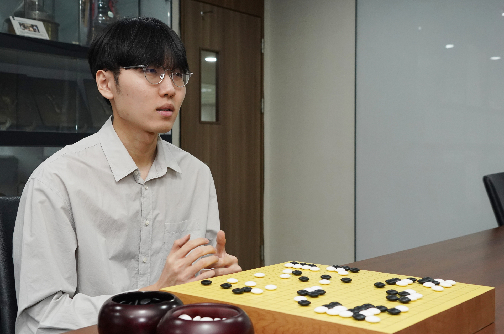 [단독] ‘LG배 사태’ 의견 낸 신진서 “3국은 커제 잘못도 크다” [쿠키인터뷰]