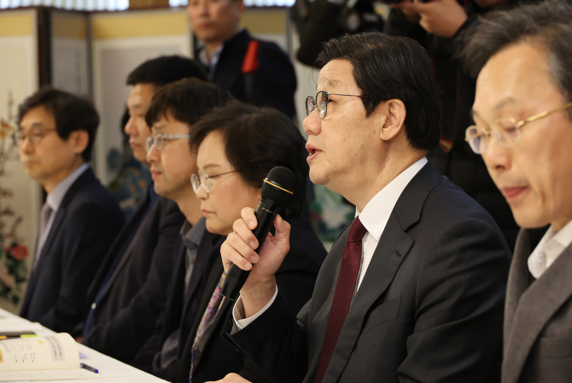 논란 속 확정된 2차 의료개혁안…의료현장 지각 변동 예고