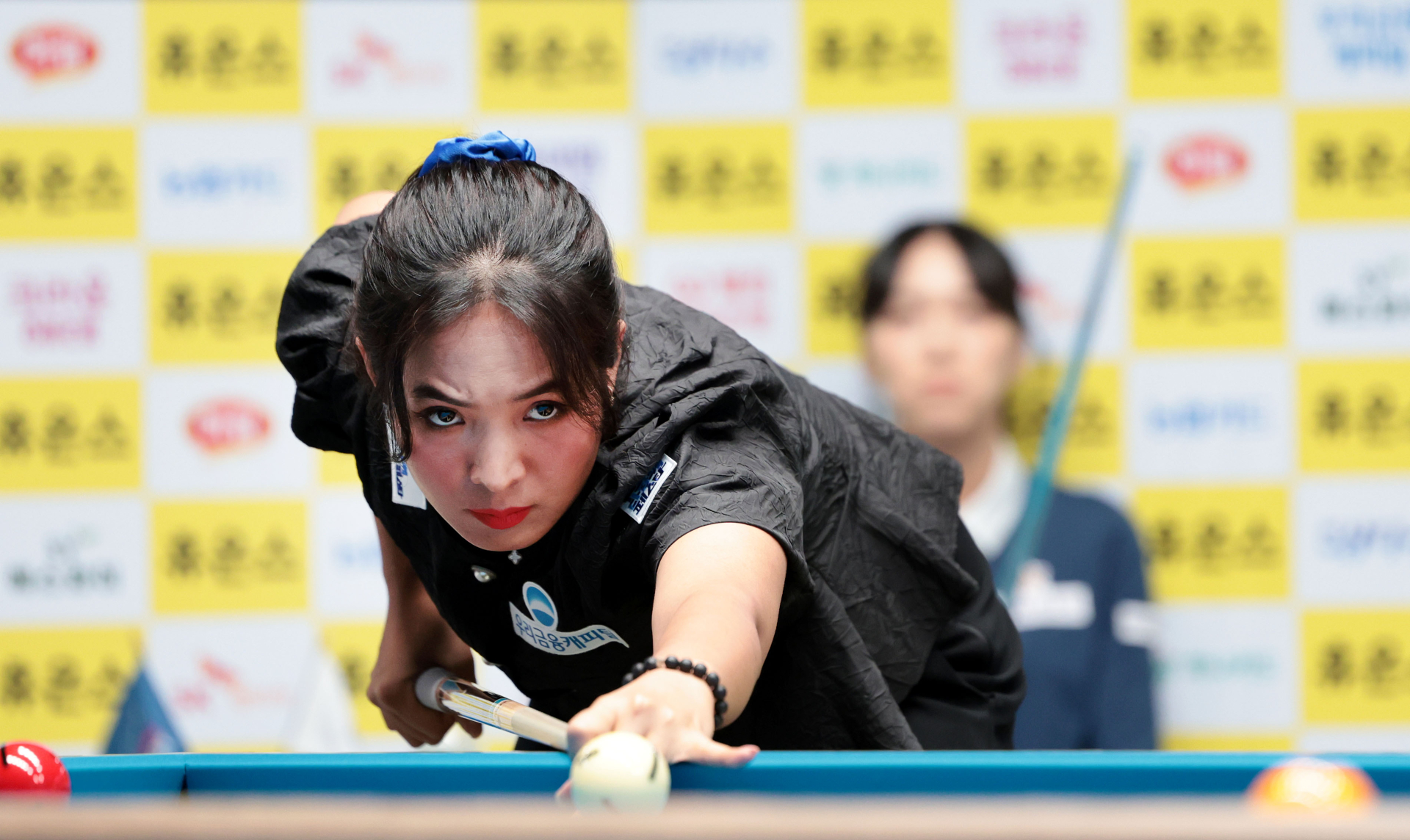 ‘캄보디아 특급’ 스롱 피아비 4강 진출…김상아와 준결승 [LPBA]