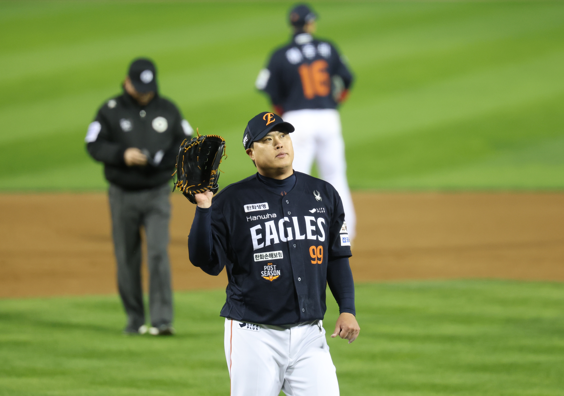 ‘충격 부진’ 류현진, LG 타선에 3이닝 7실점 ‘와르르’ [KS2]